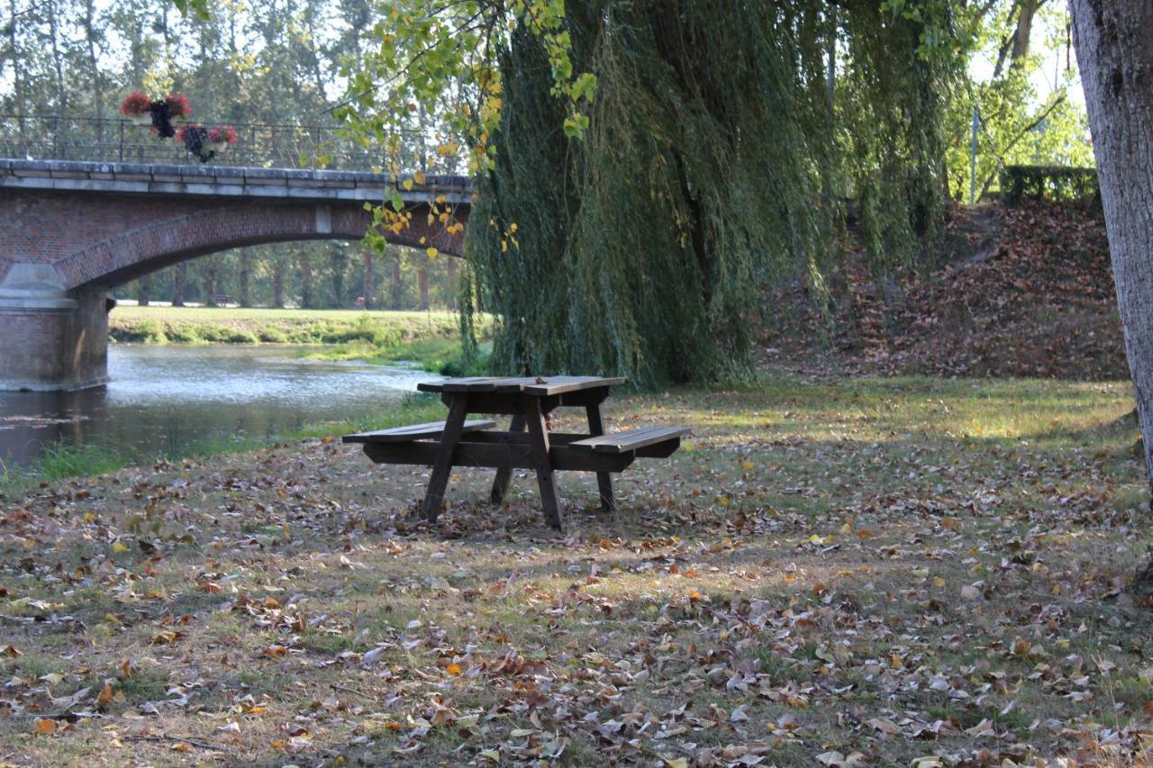 Chez Santia Villa Brinon-sur-Sauldre Kültér fotó